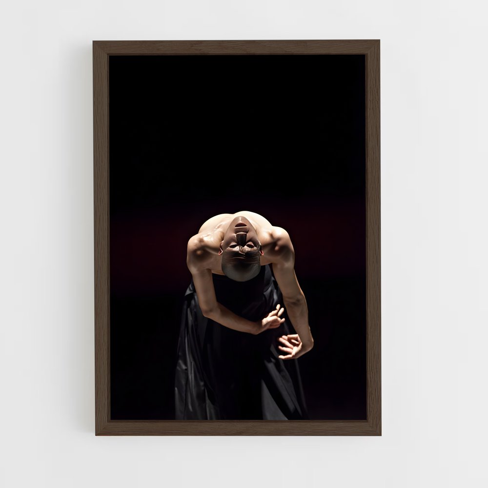 ap-akram khan-2 cadre Bois foncé