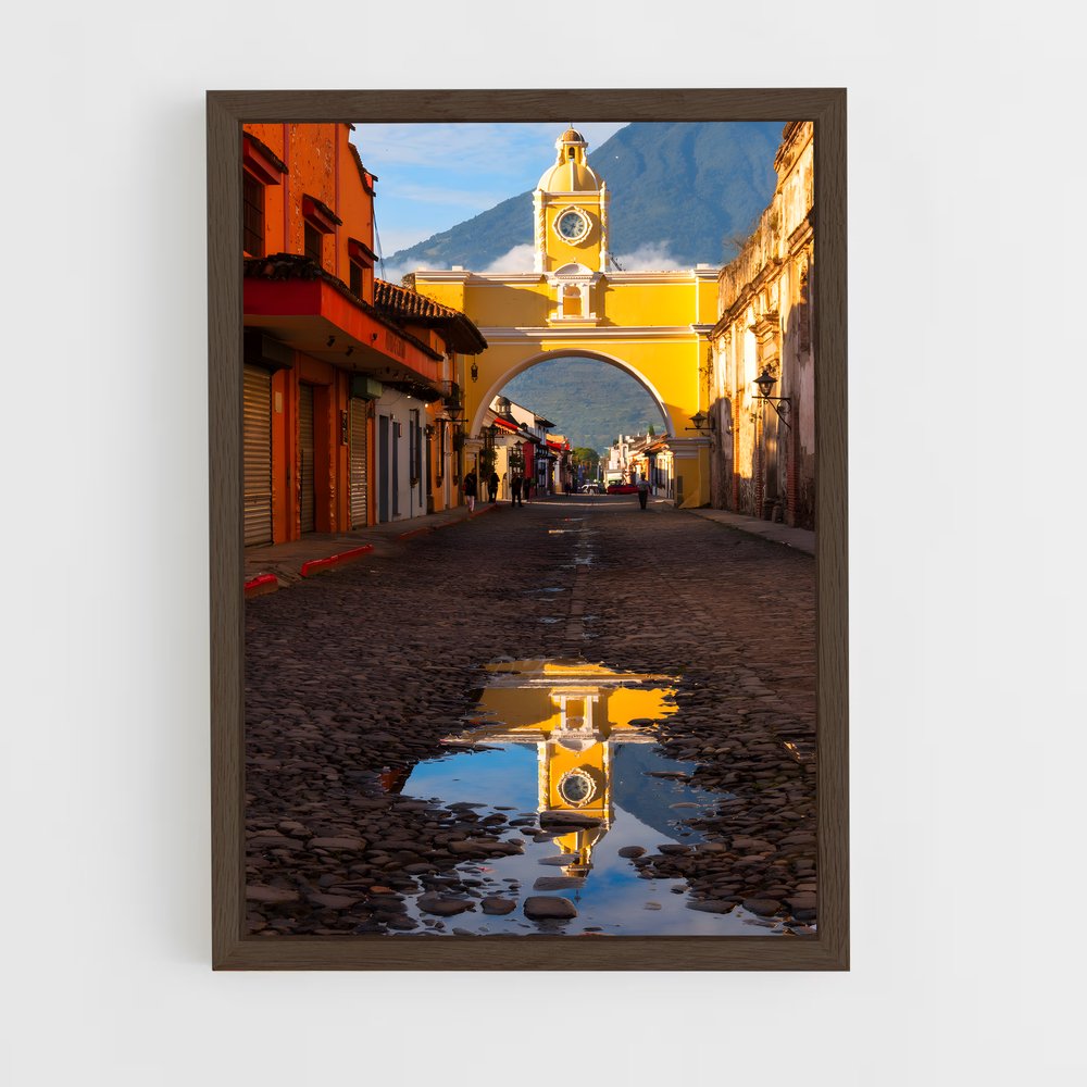 ap-antigua guatemala-3 cadre Bois foncé