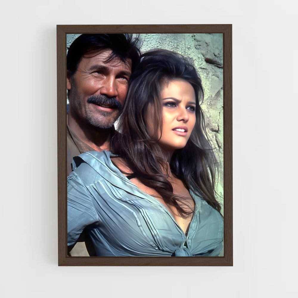 ap-claudia cardinale-6 cadre Bois foncé