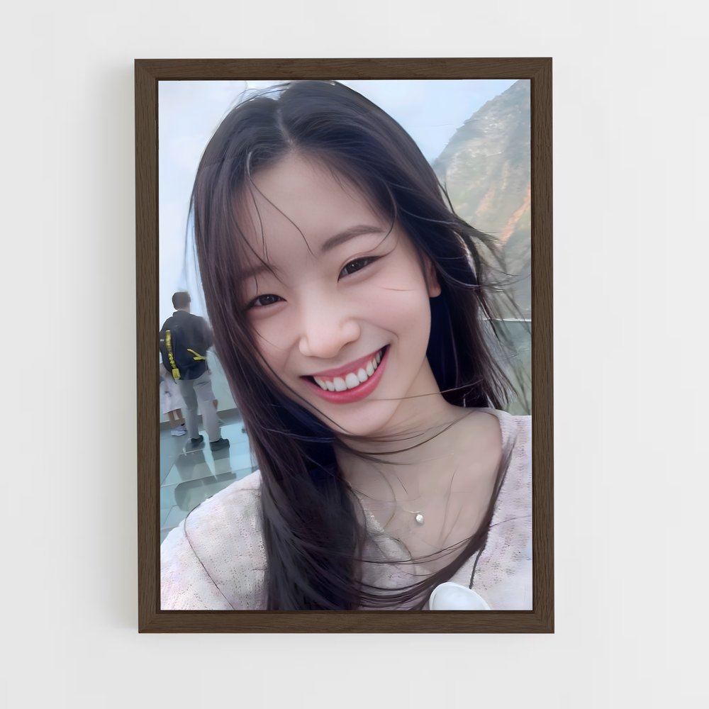 ap-dahyun-1 cadre Bois foncé