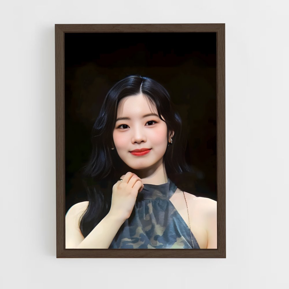 ap-dahyun-8 cadre Bois foncé