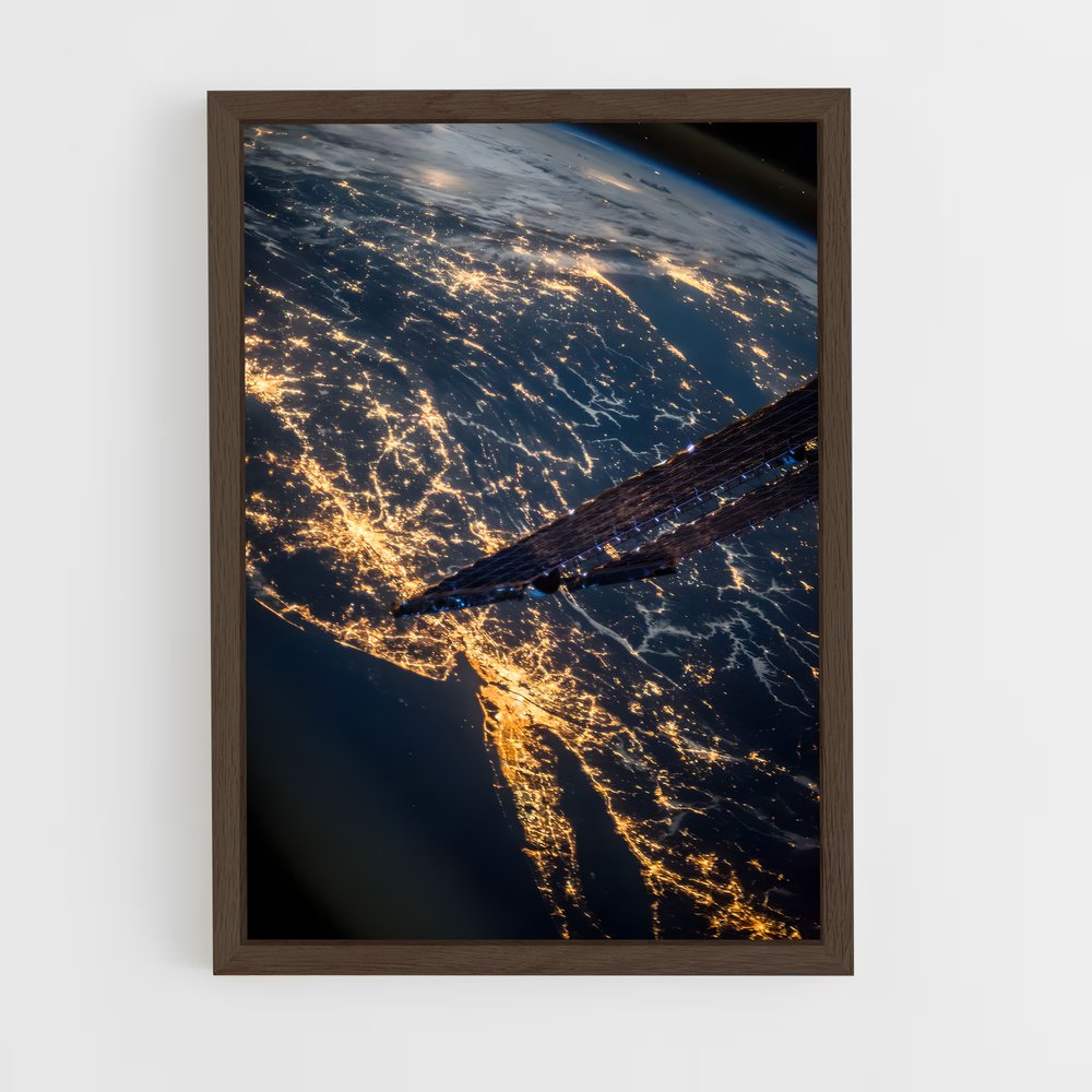 ap-earth from space-10 cadre Bois foncé