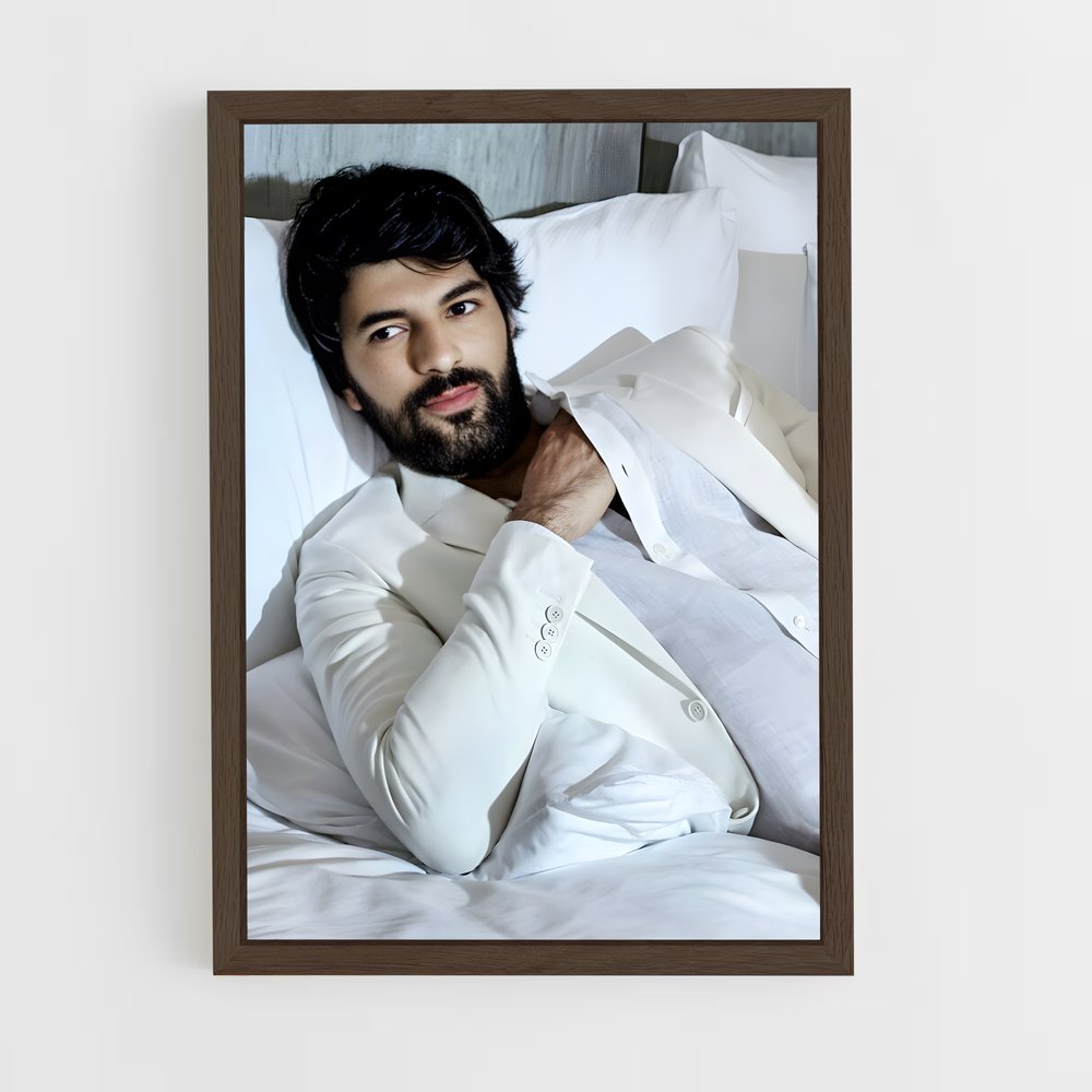 ap-engin akyurek-10 cadre Bois foncé