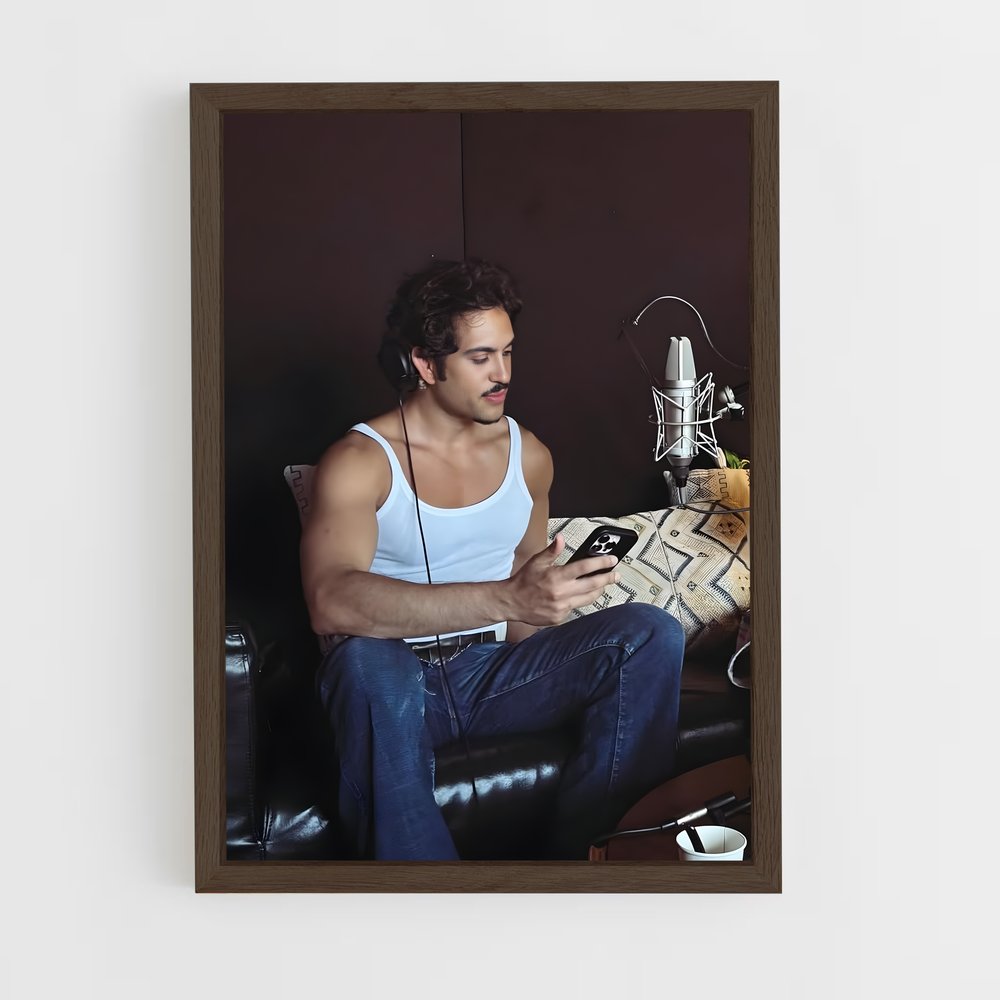 ap-mahmood-6 cadre Bois foncé