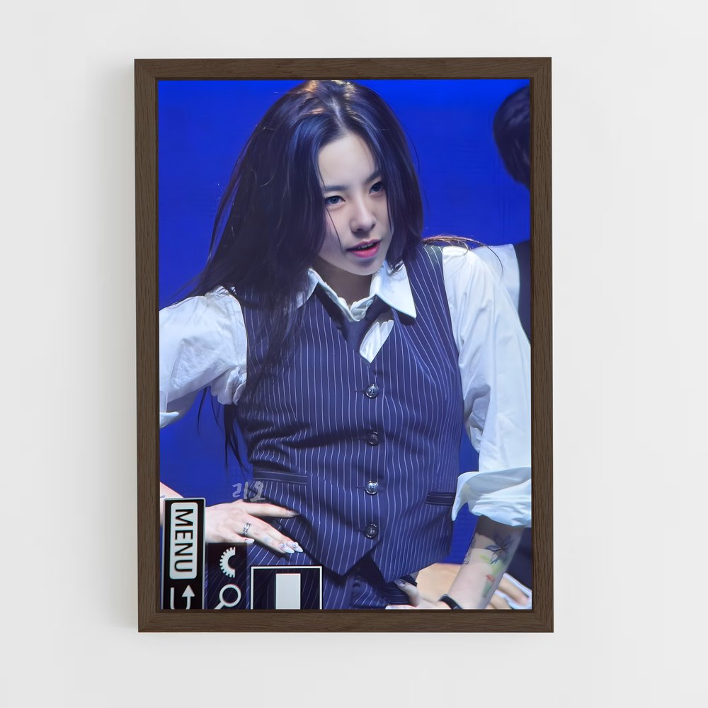 ap-mamamoo-8 cadre Bois foncé