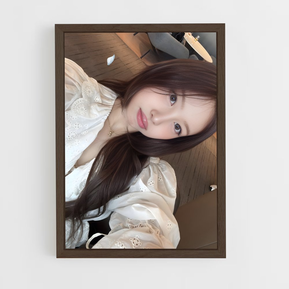 ap-nayeon-5 cadre Bois foncé