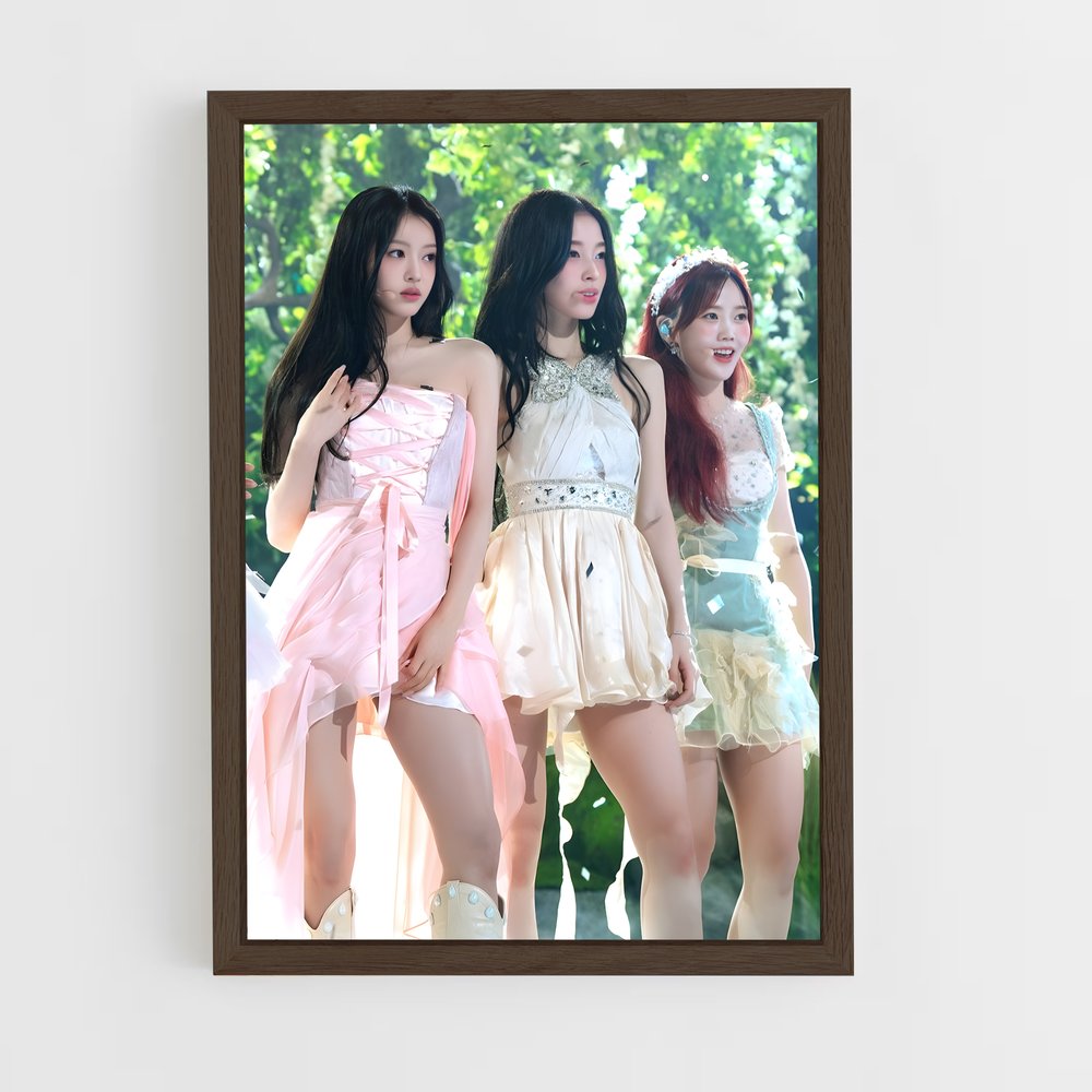 ap-oh my girl-1 cadre Bois foncé