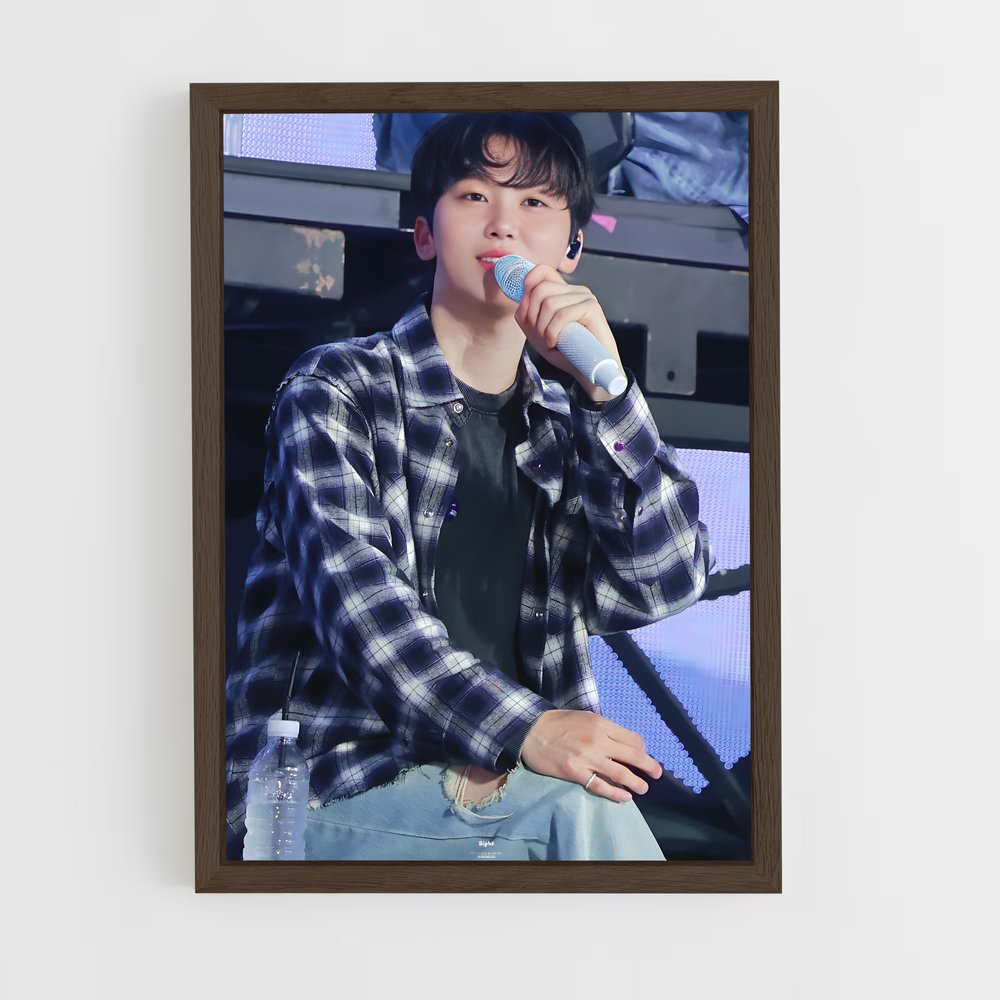 ap-seungkwan-1 cadre Bois foncé