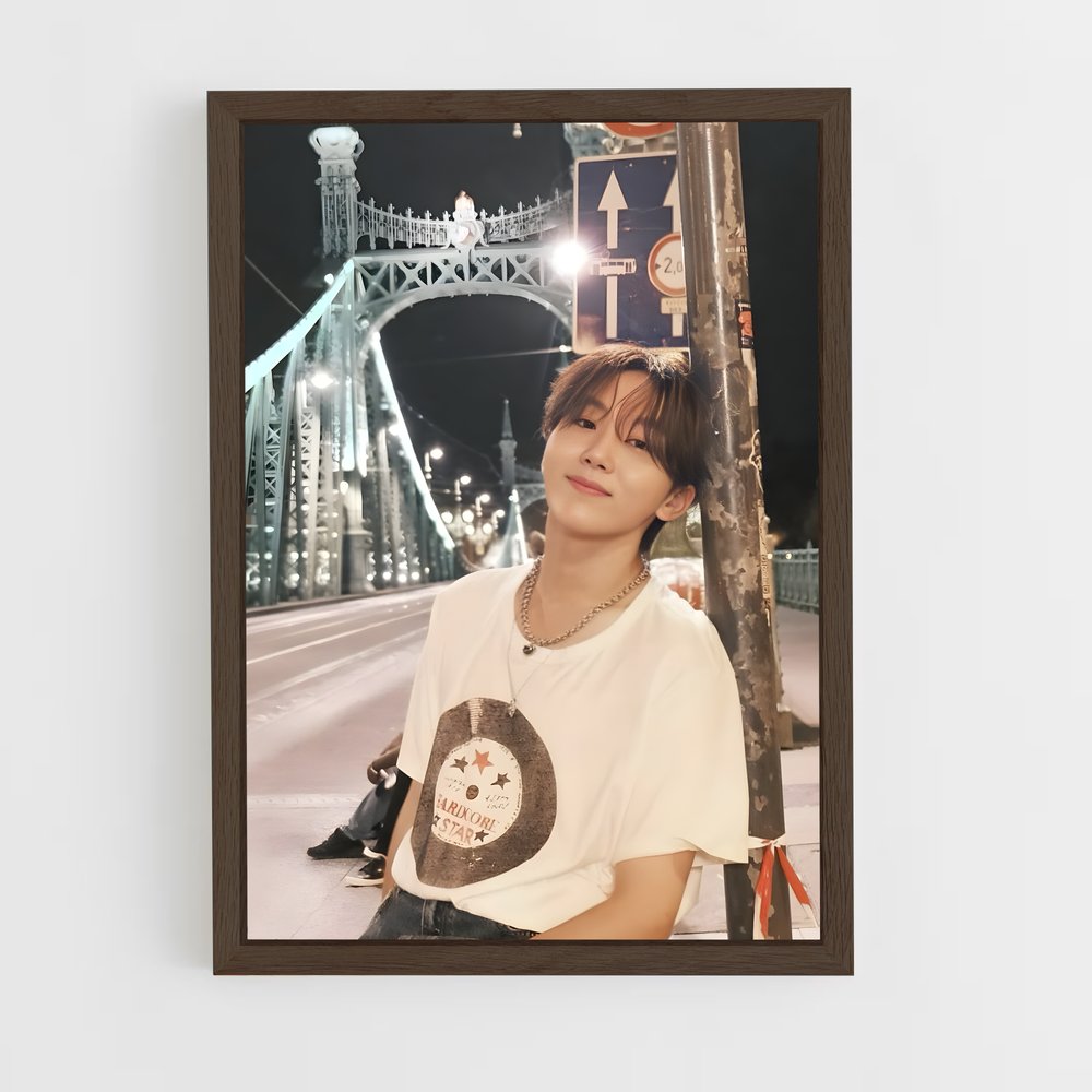 ap-seungkwan-4 cadre Bois foncé