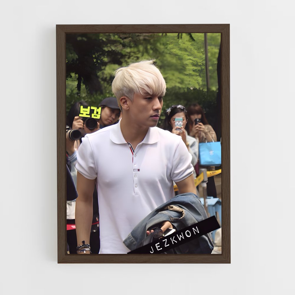 ap-seungri-5 cadre Bois foncé