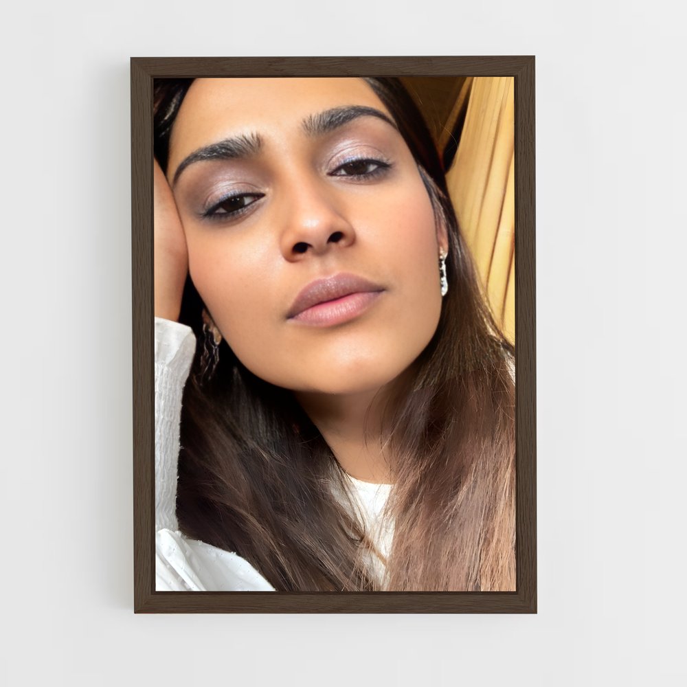 ap-sonam kapoor-9 cadre Bois foncé