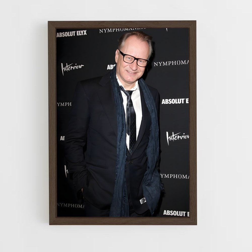 ap-stellan skarsgård-1 cadre Bois foncé