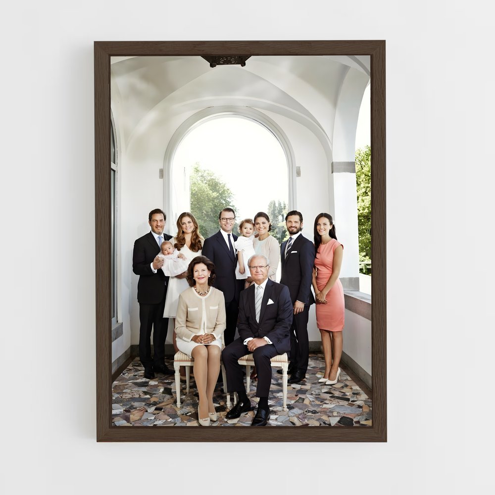 ap-swedish royal family-3 cadre Bois foncé