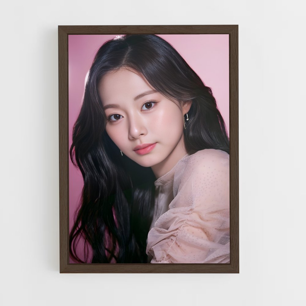 ap-tzuyu-1 cadre Bois foncé