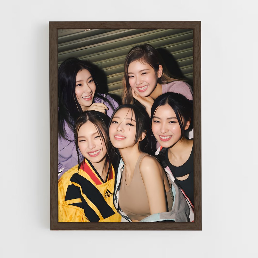 itzy-2 cadre Bois foncé