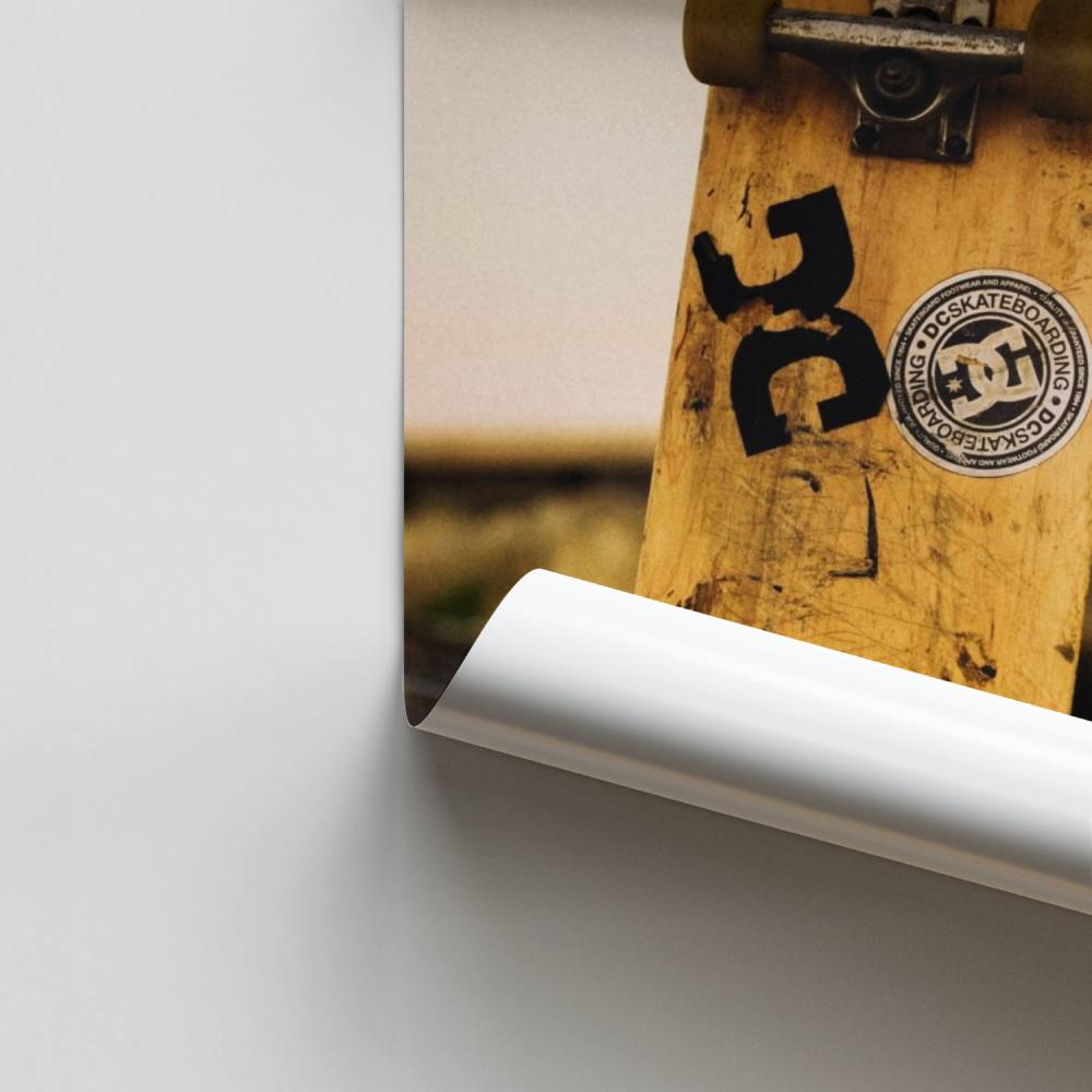 Poster di fuga con lo skateboard