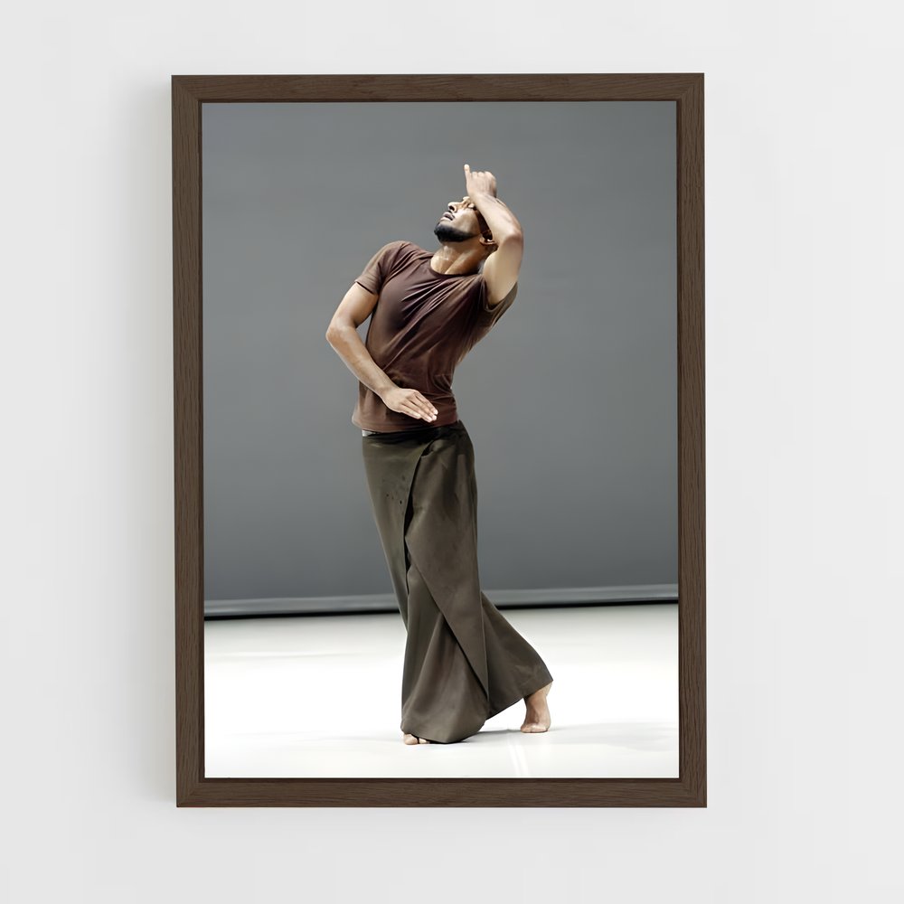 ap-akram khan-1 cadre Bois foncé