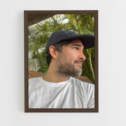 ap-alfonso herrera-7 cadre Bois foncé