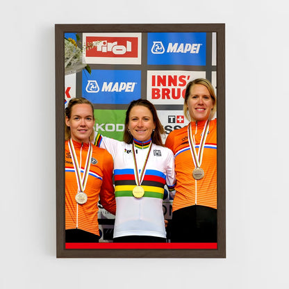 ap-annemiek van vleuten-5 cadre Bois foncé