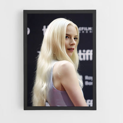 ap-anya taylor-joy-8 cadre Noir