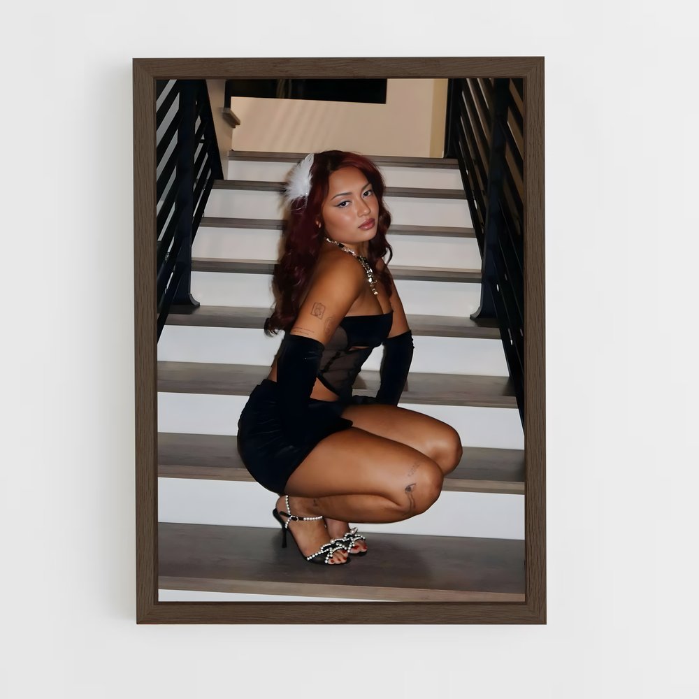 ap-avani gregg-6 cadre Bois foncé