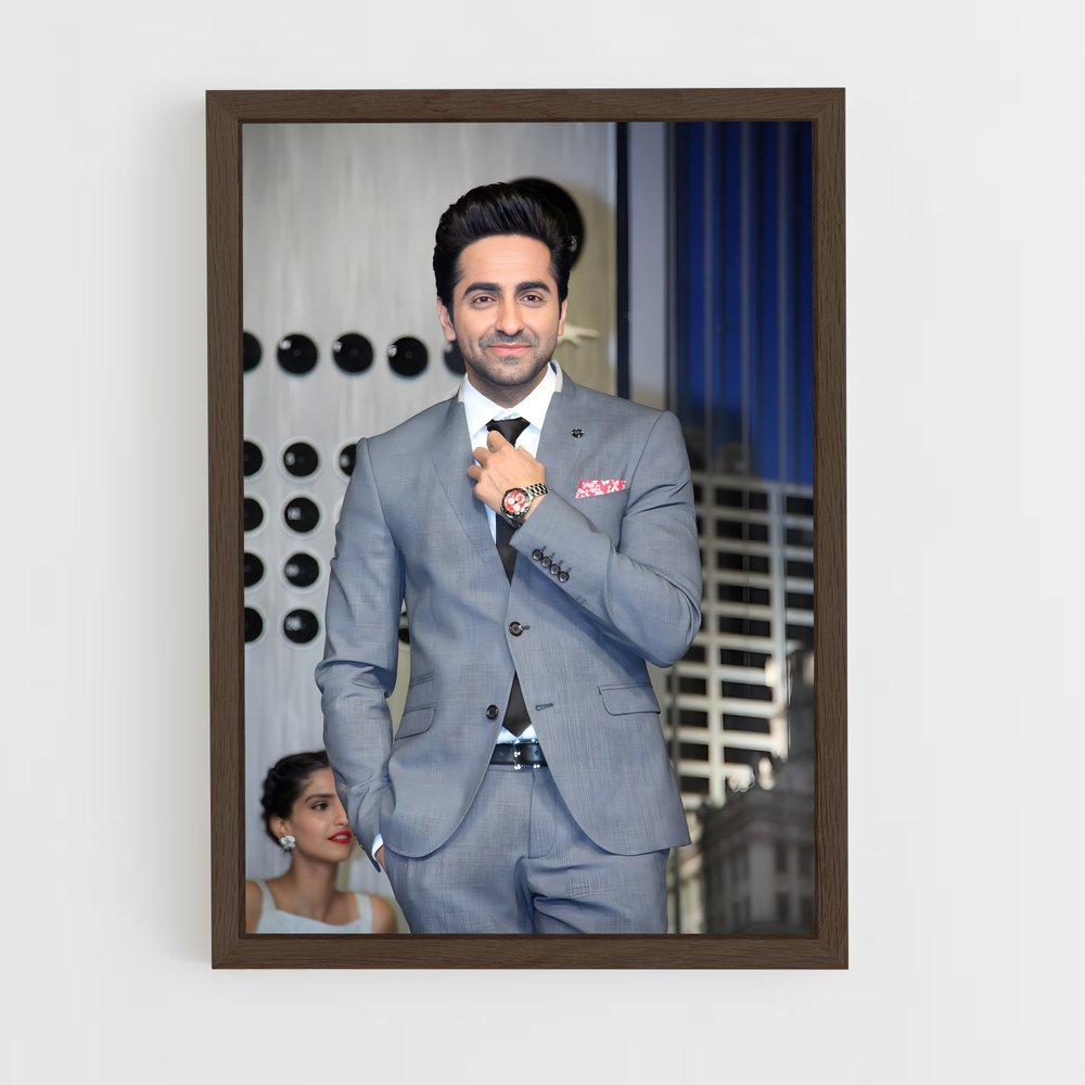 ap-ayushmann khurrana-4 cadre Bois foncé