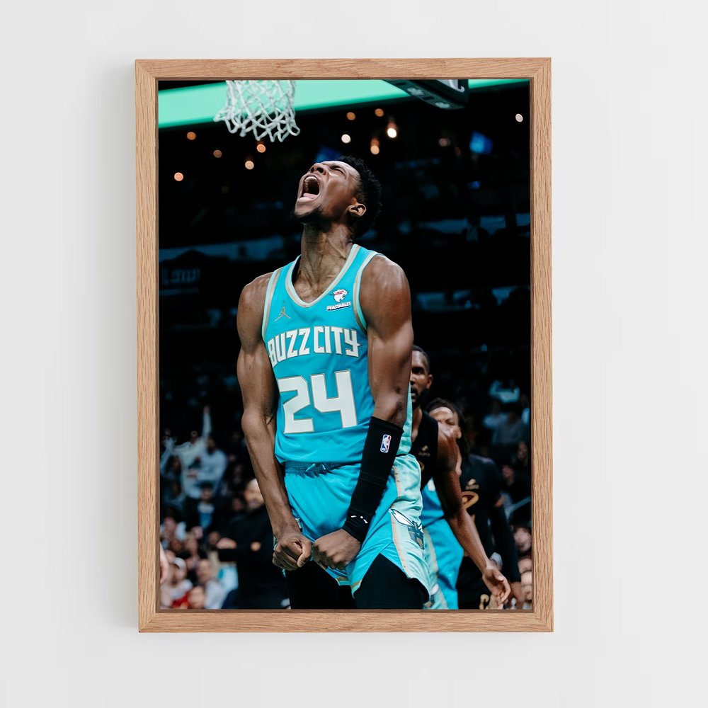 ap-brandon miller-3 cadre Bois clair
