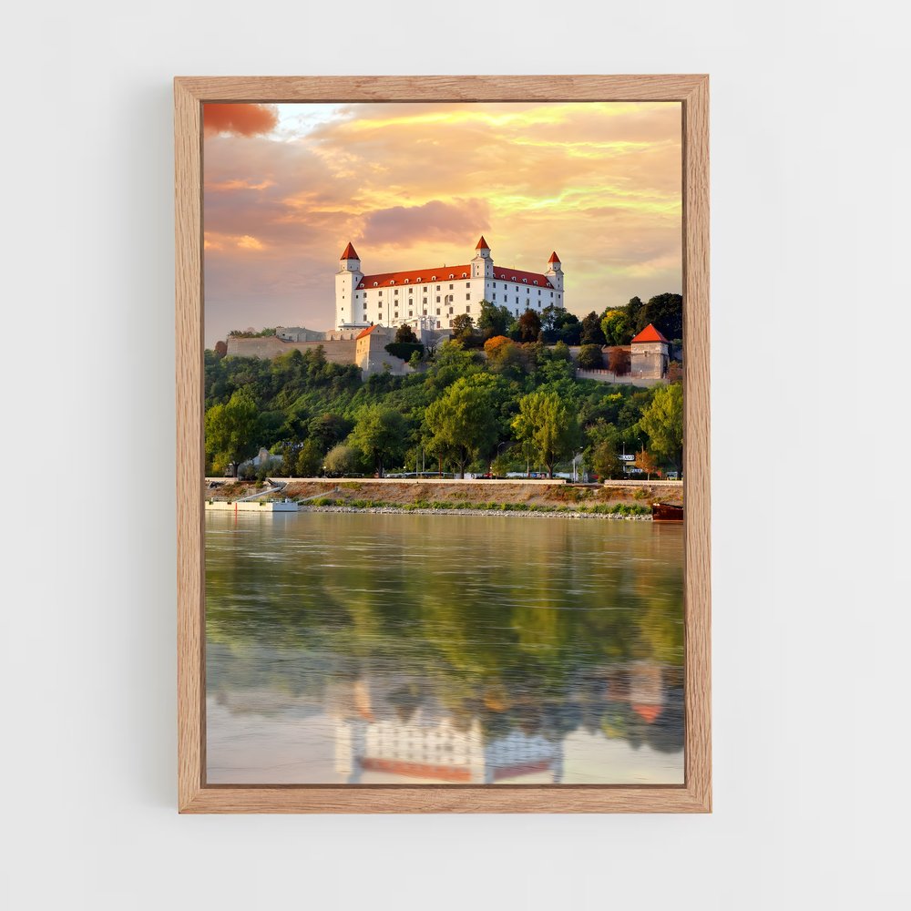 ap-bratislava castle-1 cadre Bois clair