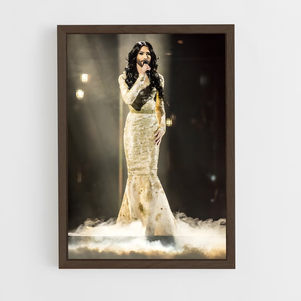 ap-conchita wurst-5 cadre Bois foncé