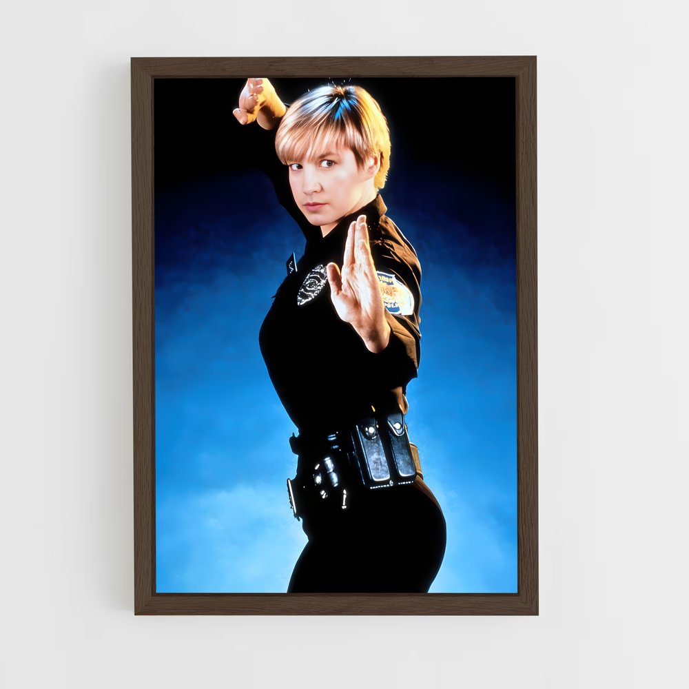ap-cynthia rothrock-2 cadre Bois foncé