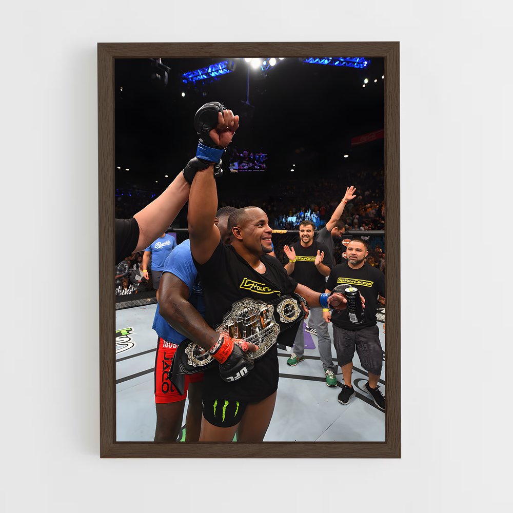 ap-daniel cormier-5 cadre Bois foncé