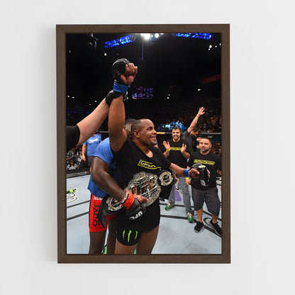 ap-daniel cormier-5 cadre Bois foncé
