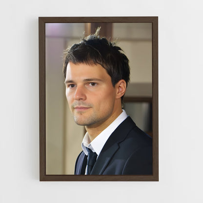 ap-danila kozlovsky-3 cadre Bois foncé