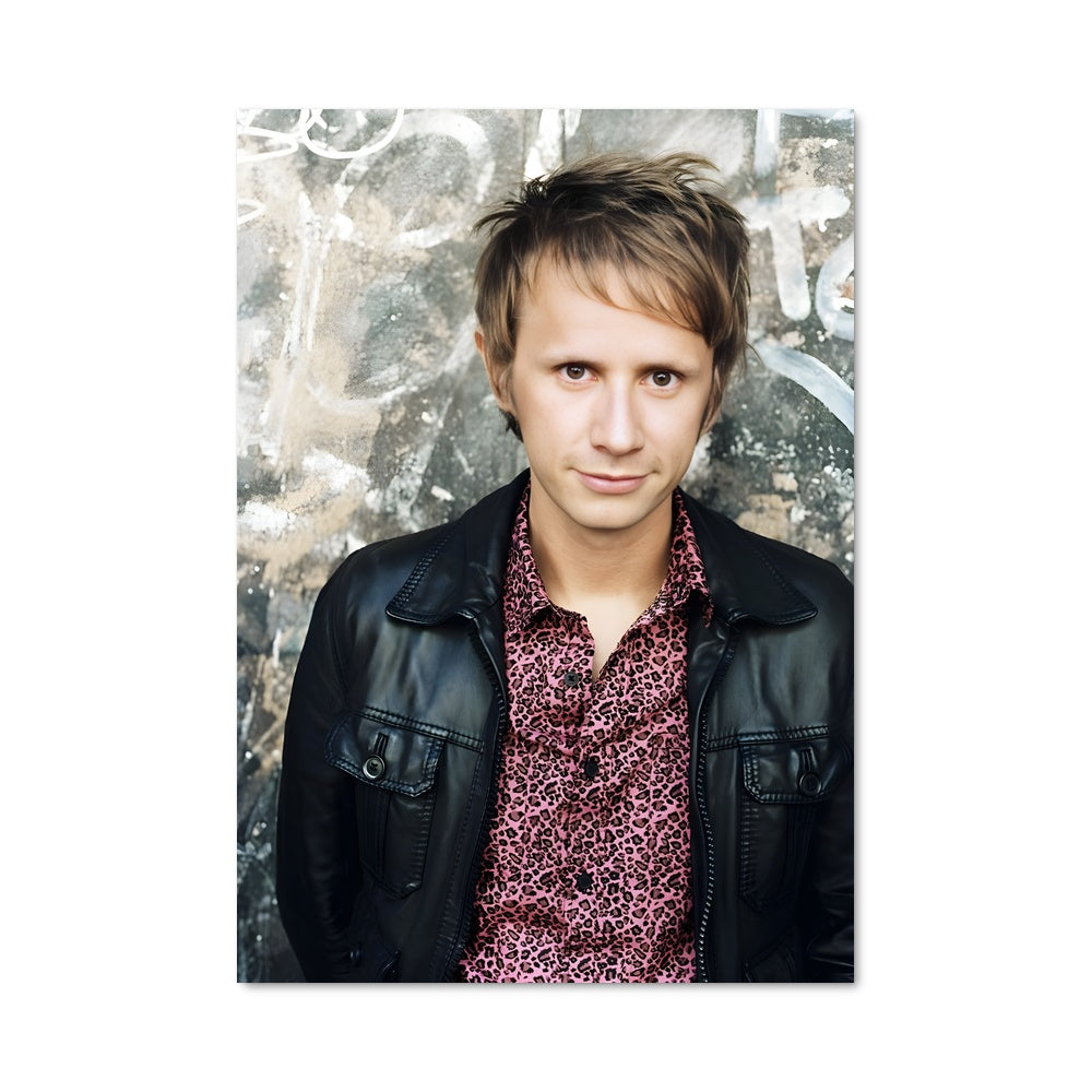 Poster Dominic howard 56104