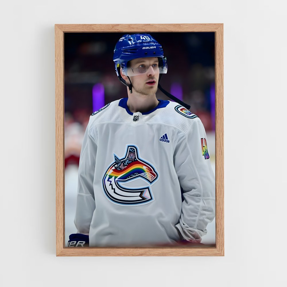 ap-elias pettersson-6 cadre Bois clair