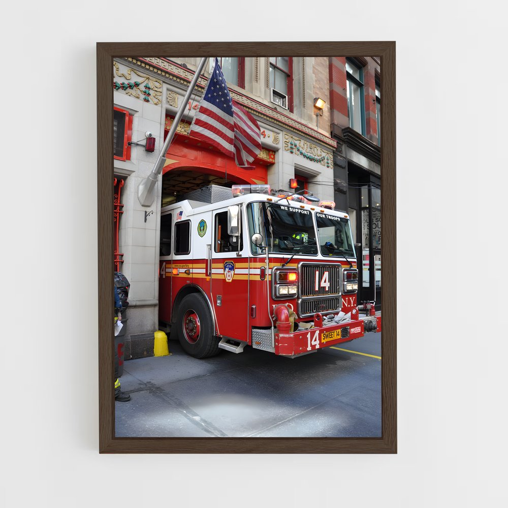ap-fire trucks-3 cadre Bois foncé