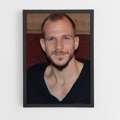 ap-gustaf skarsgård-1 cadre Noir