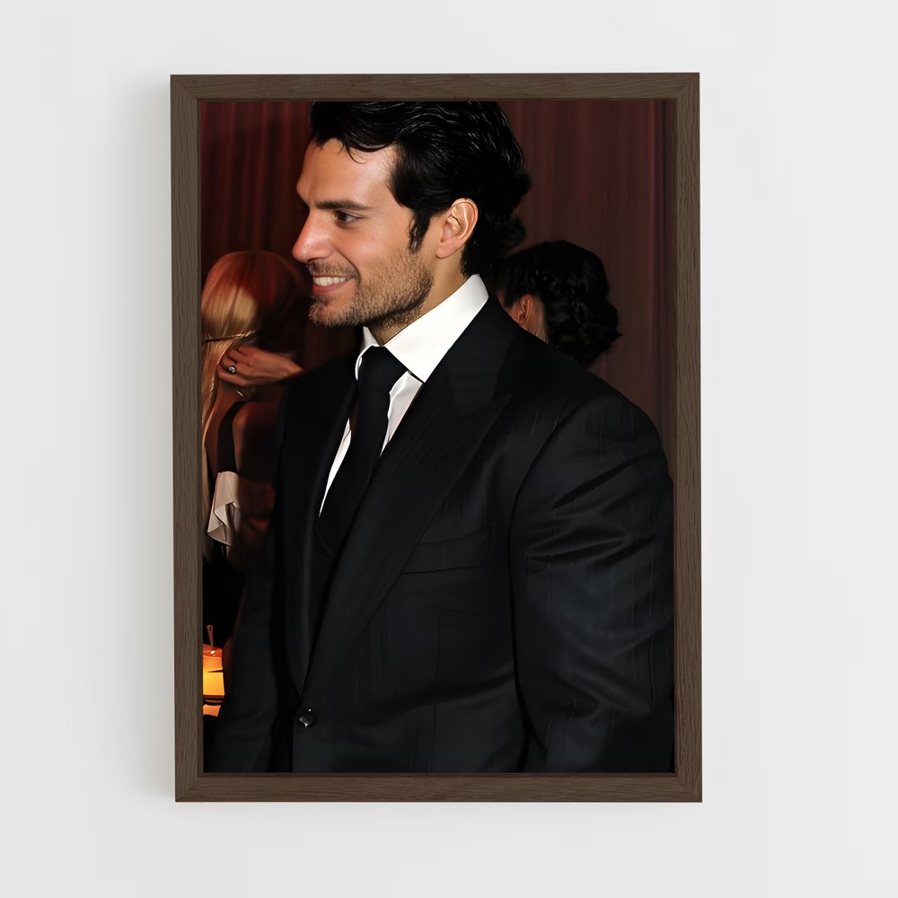 ap-henry cavill-3 cadre Bois foncé