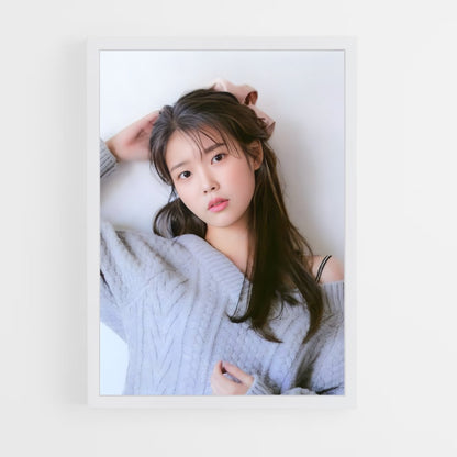 ap-iu lee ji-eun-16 cadre Blanc