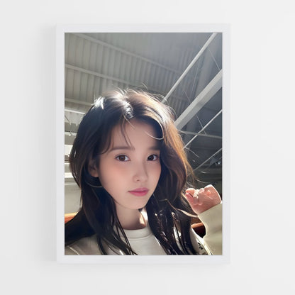 ap-iu lee ji-eun-3 cadre Blanc