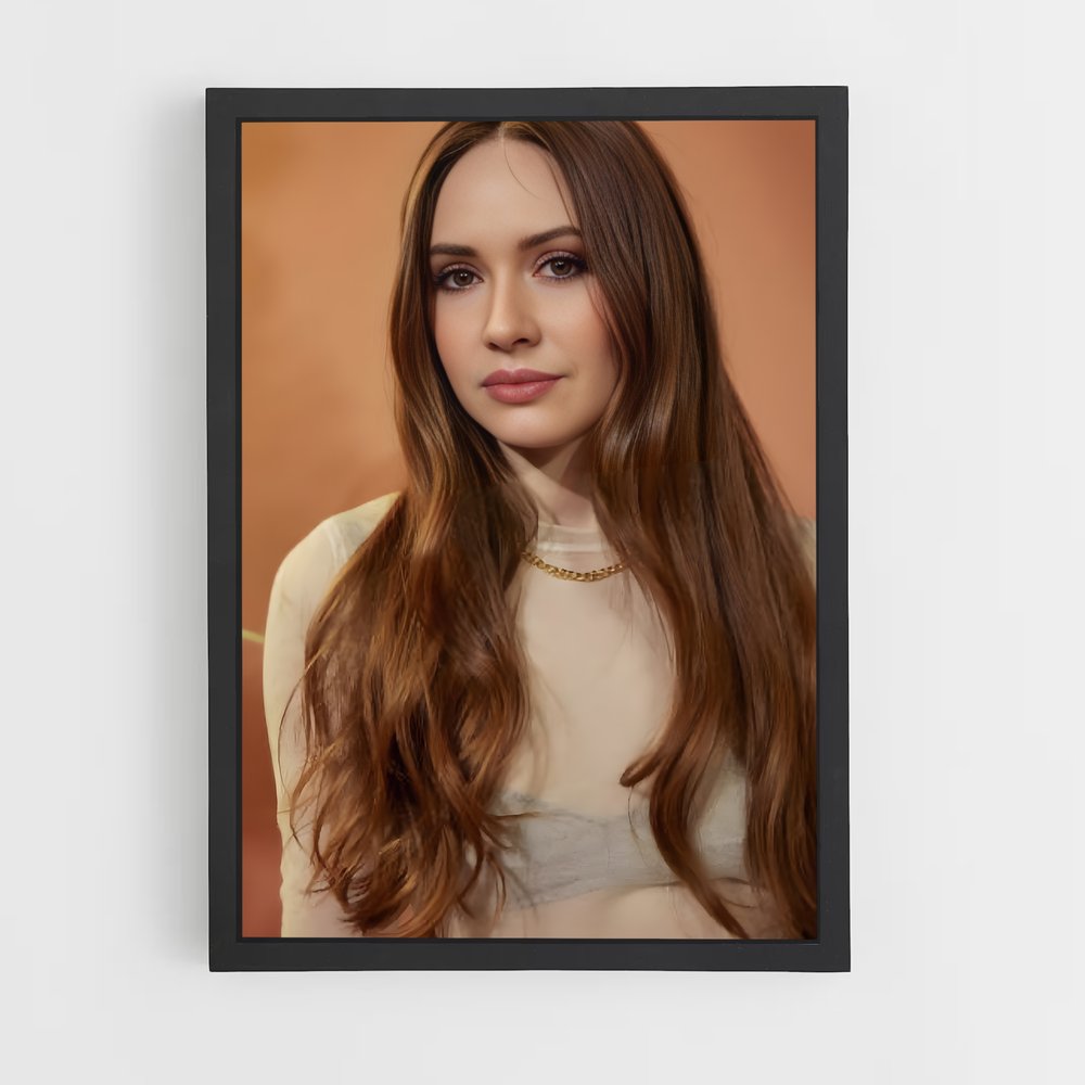 ap-karen gillan-5 cadre Noir