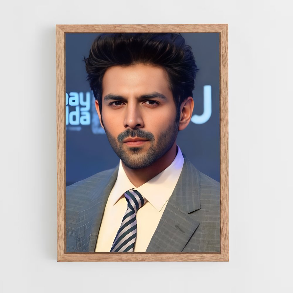 ap-kartik aaryan-8 cadre Bois clair