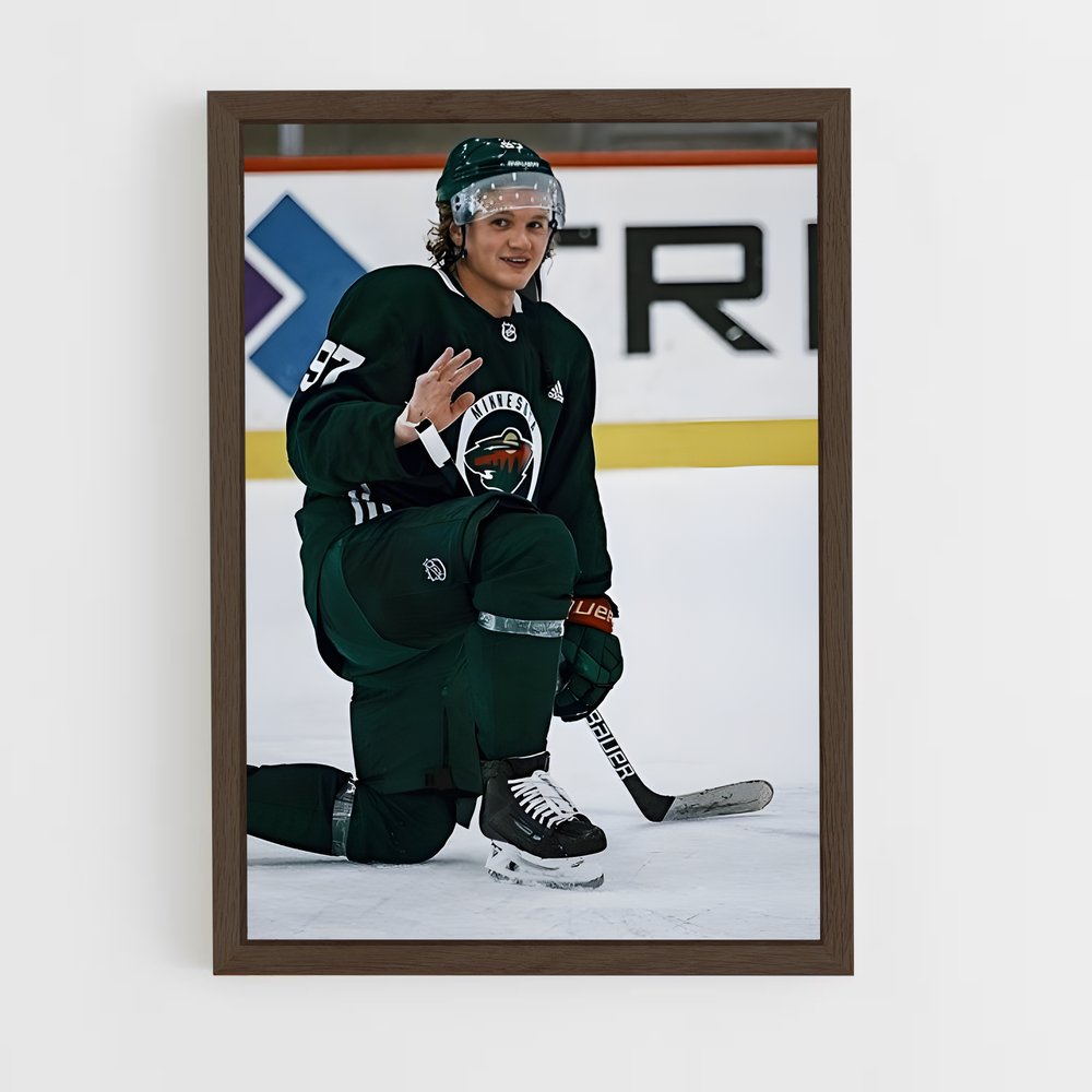 ap-kirill kaprizov-5 cadre Bois foncé