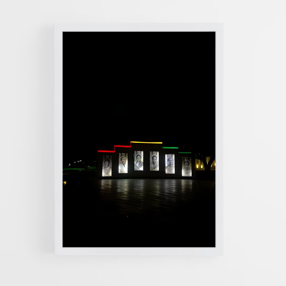 ap-kwame nkrumah mausoleum-3 cadre Blanc