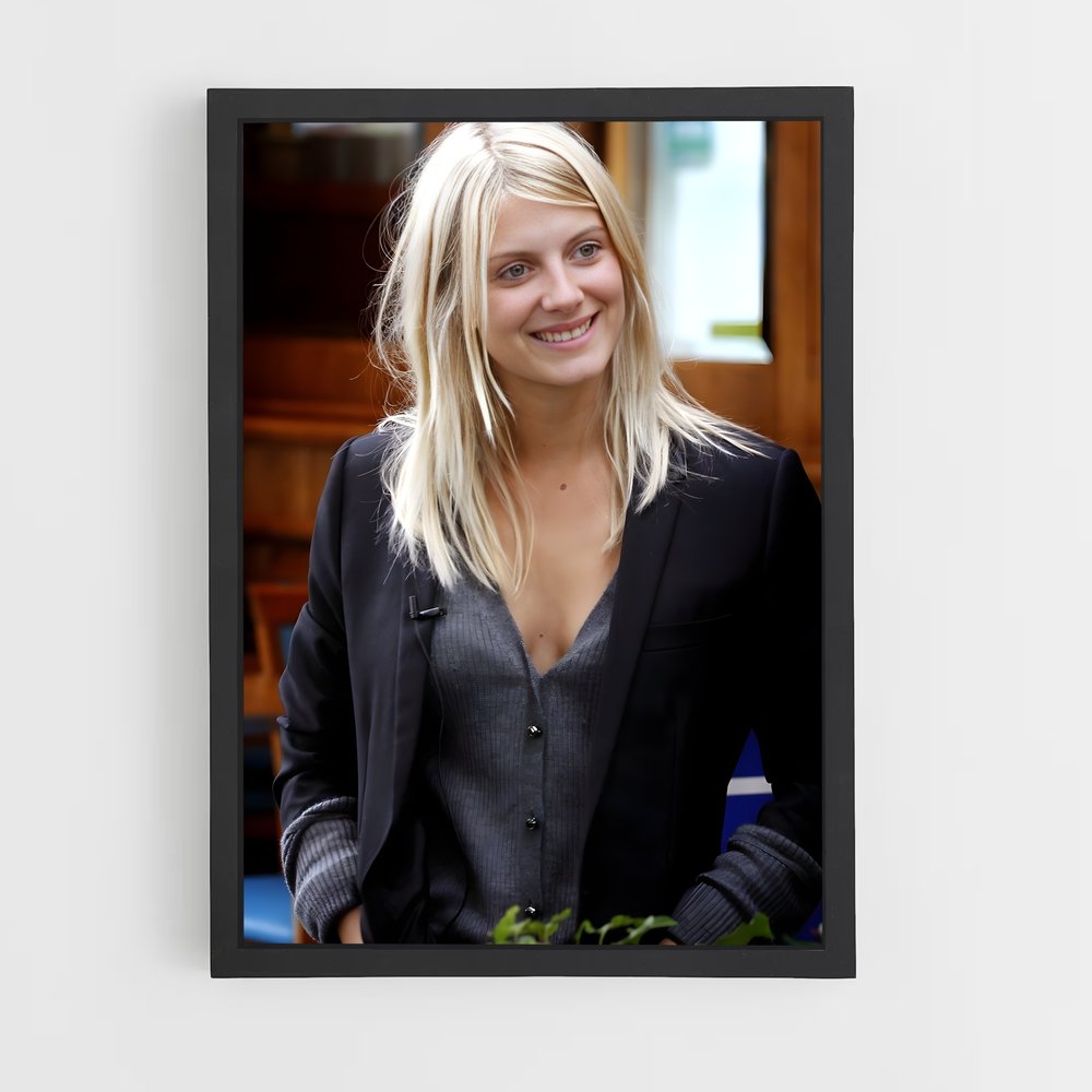 ap-melanie laurent-5 cadre Noir