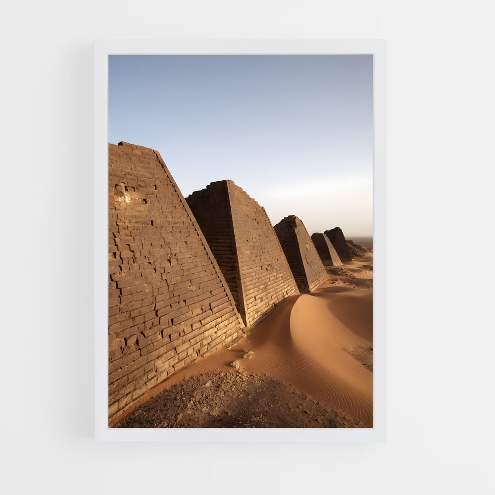 ap-meroe pyramids-3 cadre Blanc
