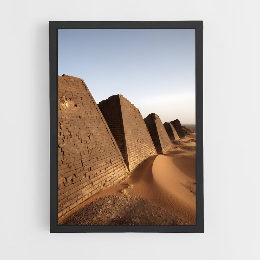ap-meroe pyramids-3 cadre Noir