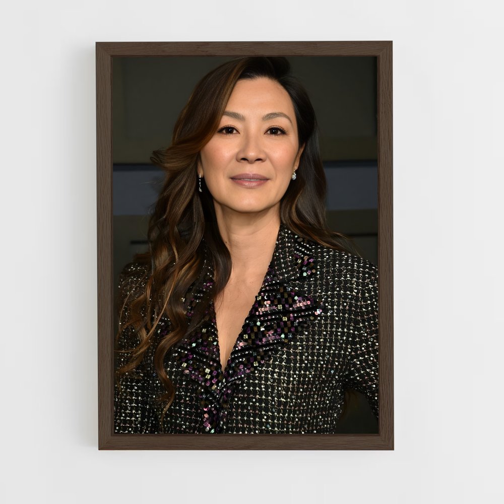 ap-michelle yeoh-1 cadre Bois foncé