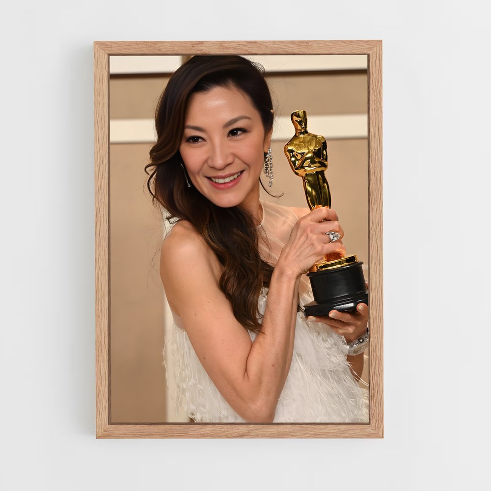 ap-michelle yeoh-2 cadre Bois clair