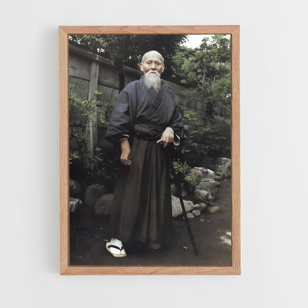 ap-morihei ueshiba-3 cadre Bois clair